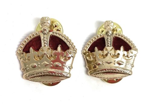 Picture of Metal Crown 5/8" - Gold AAL with Red Felt - Pair - Tudor Crown